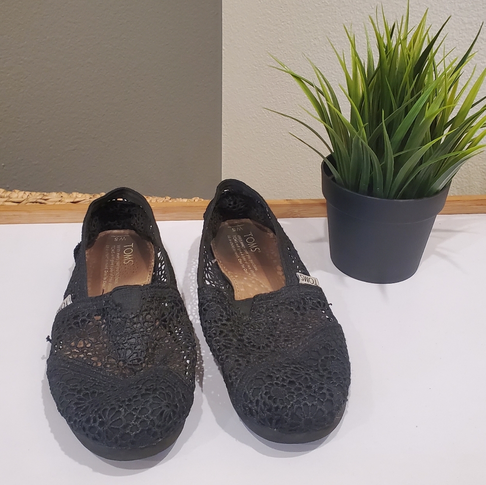 Black Tom Shoes
